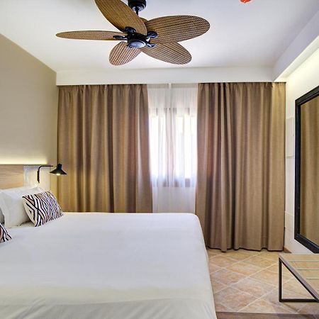Hotel Arena Castillo - New Opening Sum 25! 칼레타데푸스테 외부 사진