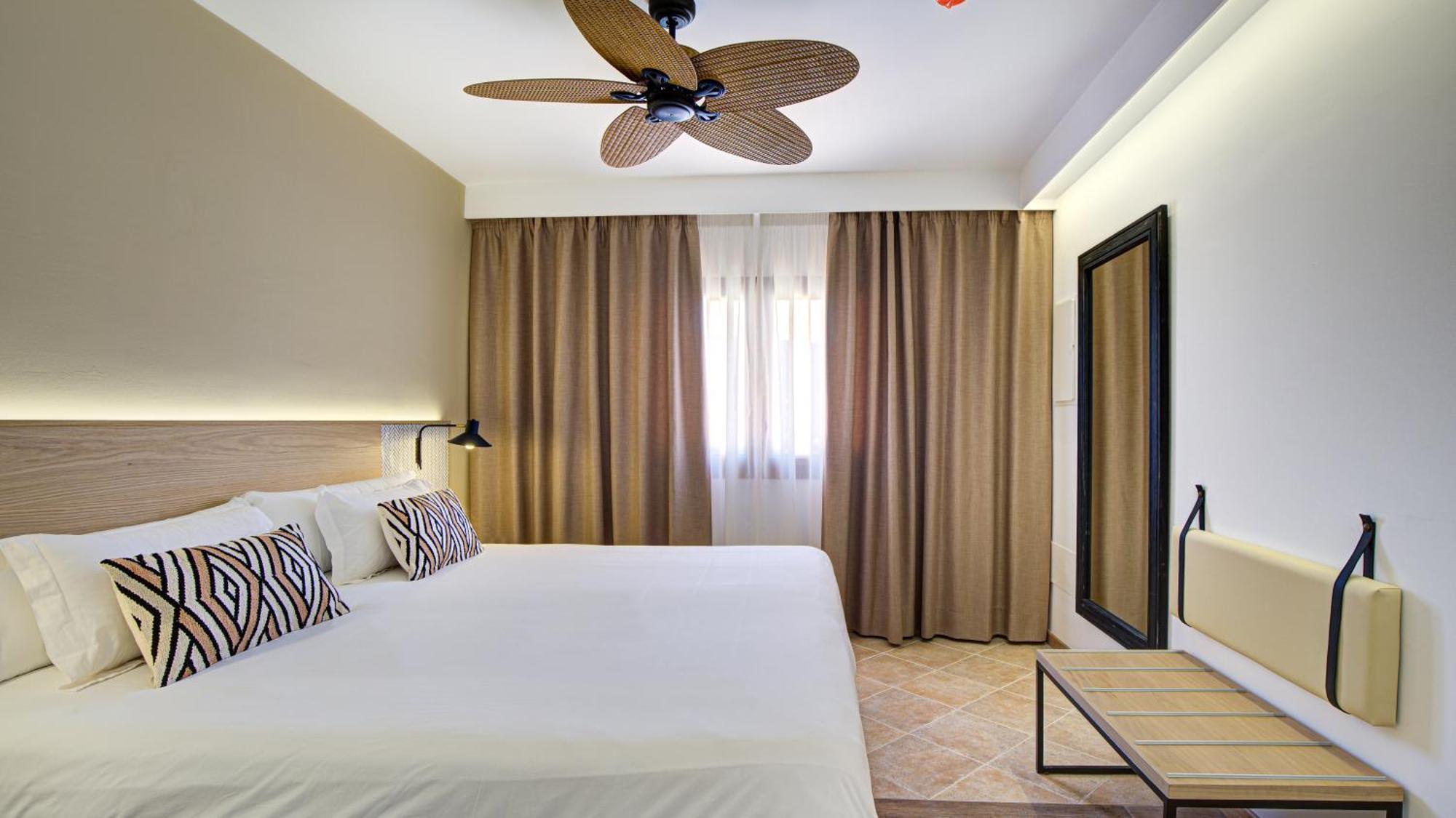 Hotel Arena Castillo - New Opening Sum 25! 칼레타데푸스테 외부 사진