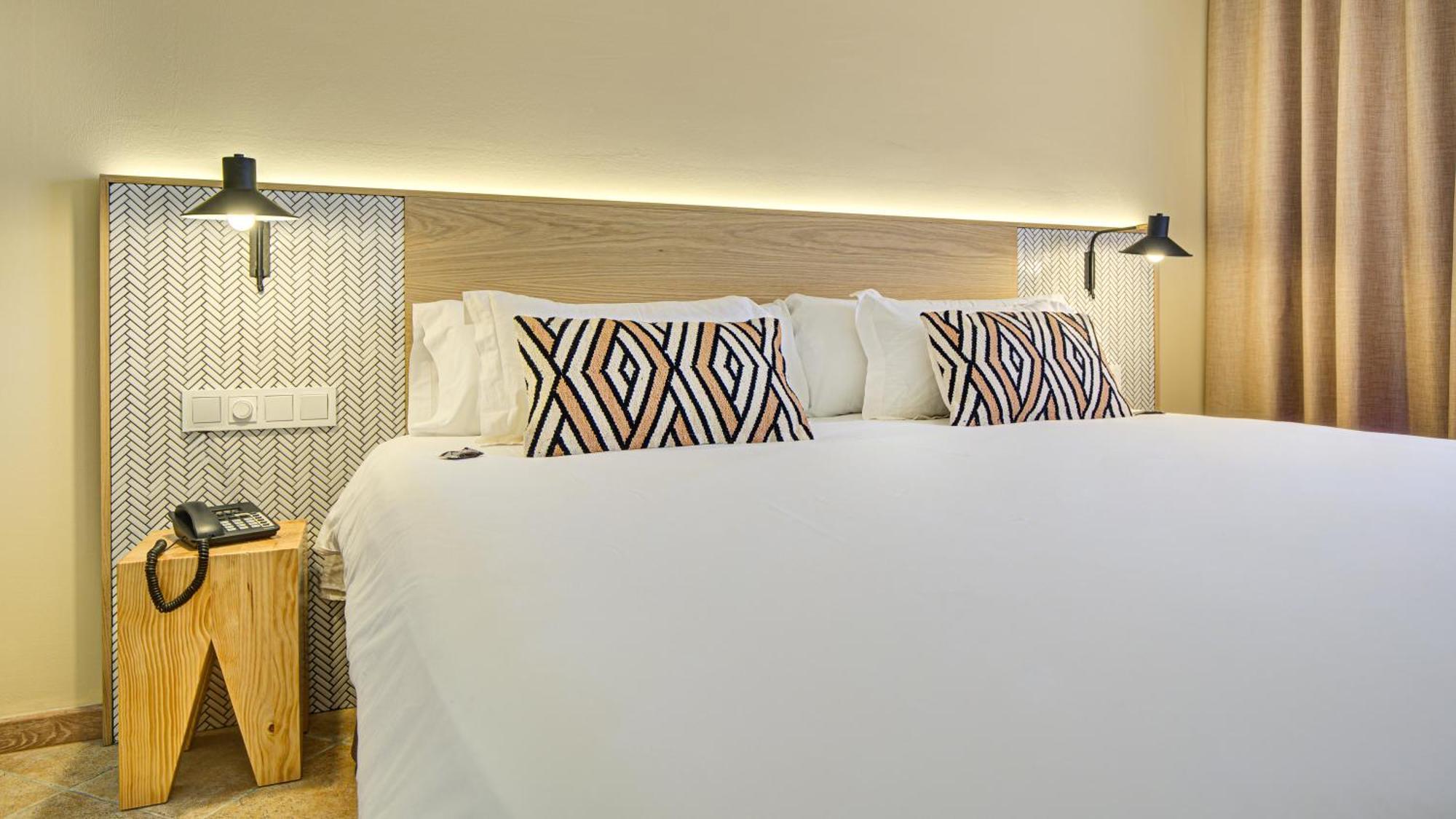 Hotel Arena Castillo - New Opening Sum 25! 칼레타데푸스테 외부 사진